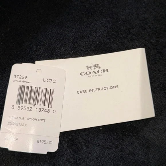COACH Taylor Tote Bag in Signature Khaki Brown 100% authentic! - Picture 8 of 15